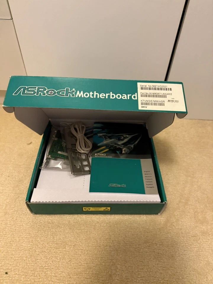 ASROCK K7VM3 Motherboard & AMD Sempron Hybrid Booster Manual + Original Box - Image 2 of 2