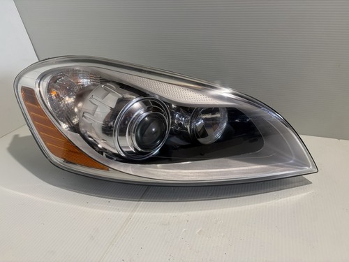 2010-2013 Volvo XC60 OEM Xenon HID Headlight Right Passenger Side RH 31395475