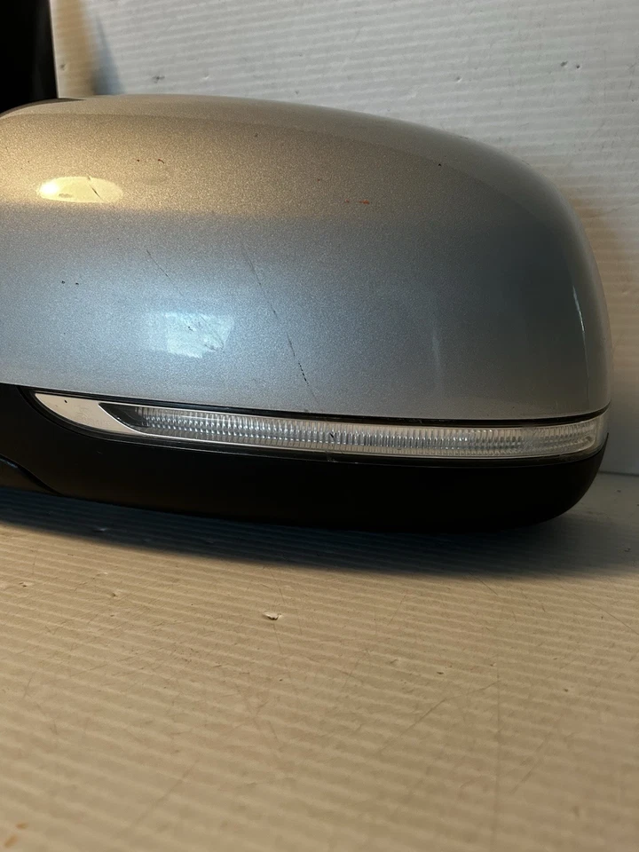 Espejo retrovisor de señal plateado 7 pines izquierdo conductor Kia Sedona 2015-2020 2021 OEM 1442 Foto 4 de 4