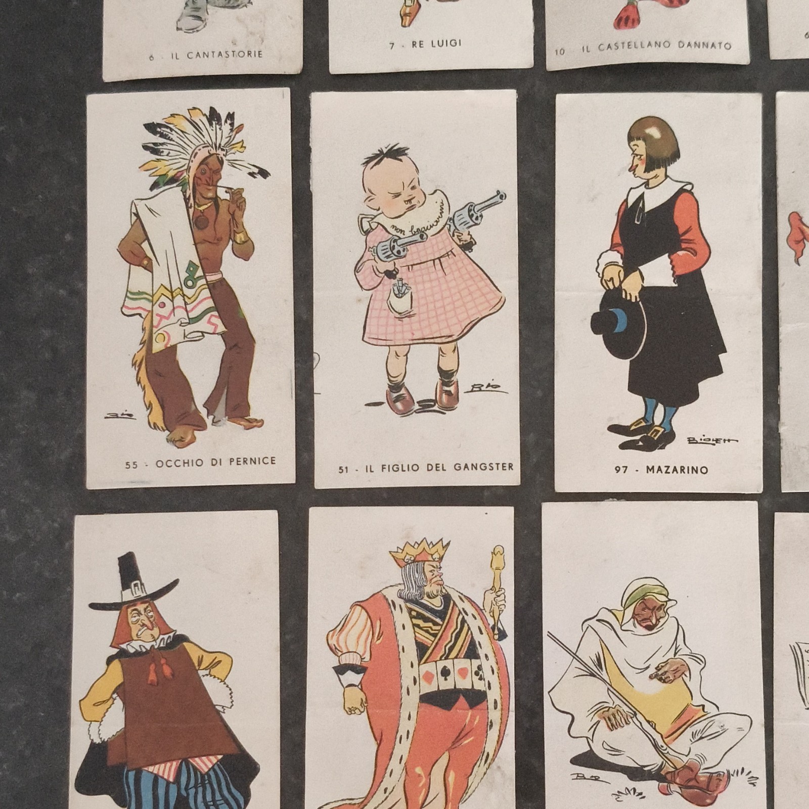 Lotto cartoline illustrate personaggi vari con titoli in italiano (Marlene ecc.)