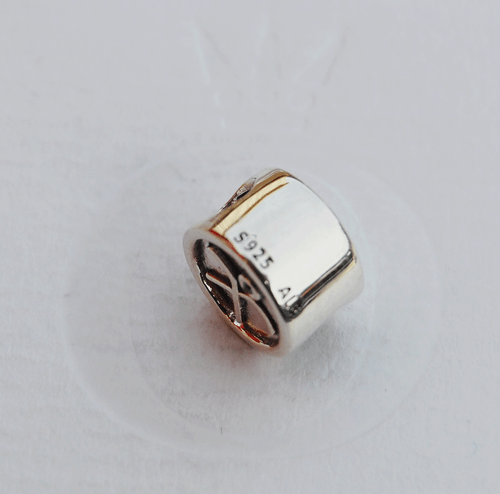 Genuine Pandora Silver Charm "Ice Hockey Puck" - 791203CZ - retired - Foto 2 di 2