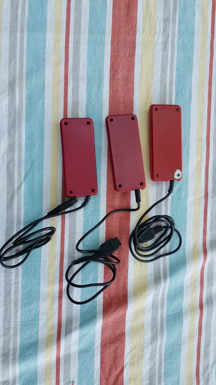 Four Famicom Clone Controllers Turbo Joystick - Picture 6 of 11
