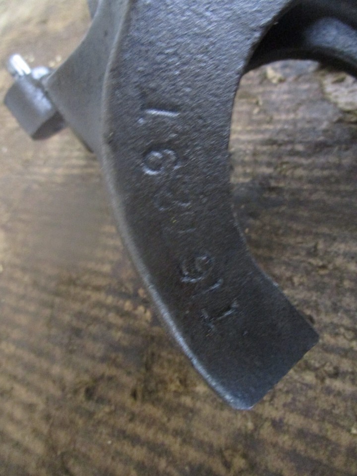 John Deere 2010 Used Transmission High Range Shifter Fork T16729T