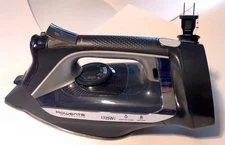 ROWENTA Model DW2450 Performance Steam Iron 1725 W Retractable Cord 300 holes