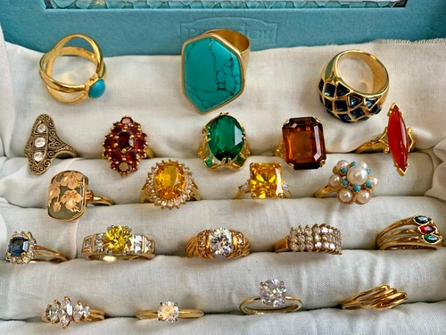 Vtg Ring Lot Gold Plate Costume Jewelry Multi-Color Turquoise Faux Gemstones
