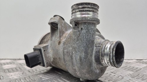 BMW X1 E84 xDrive 20i  Kühlwasserpumpe Wasserpumpe 7604027 Benzin N20  PFF14499