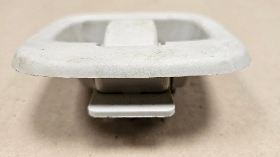 2008-2010 Chrysler Town & Country Roof Hanger Coat Hook,  L0051505 — 第 2/4 张图片