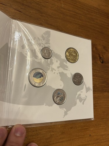 2017 My Canada, My Inspiration 150th Anniversary 5-Coin Collection Set in OGP - Picture 5 of 9