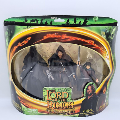 Herr der Ringe ( für ) HEXENKÖNIG RINGWRATH , STRIDER und FRODO Figuren .