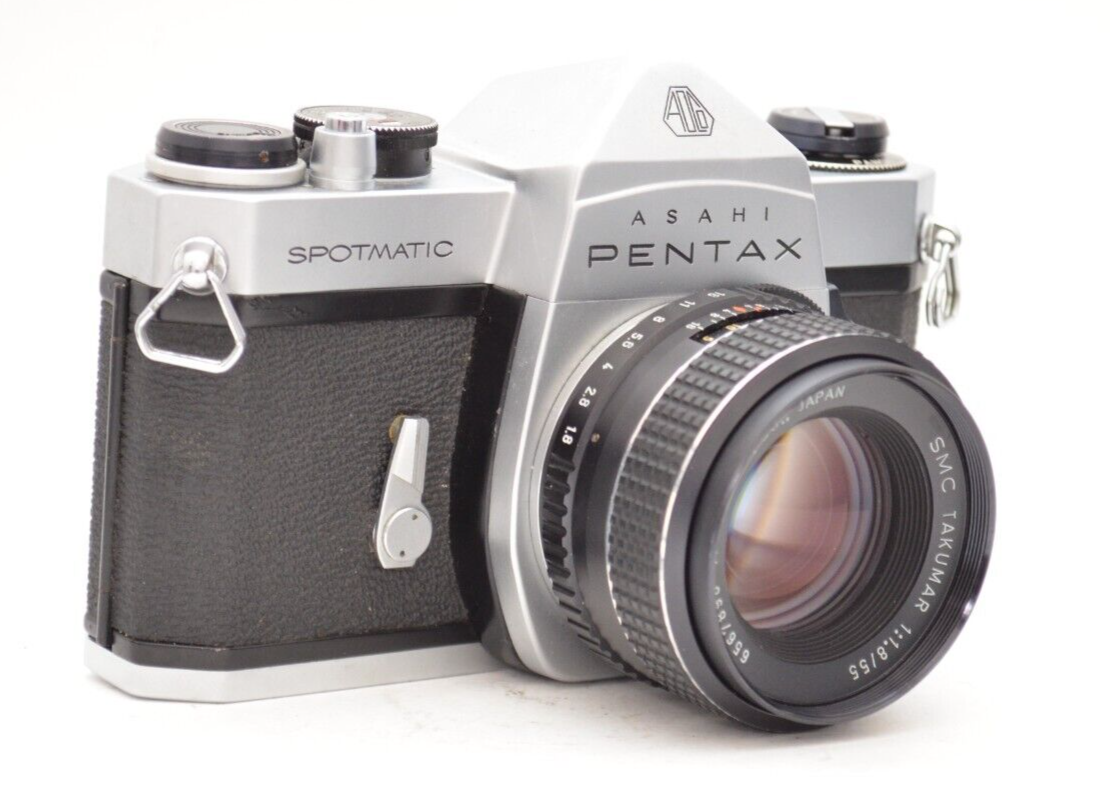 フィルムカメラ PENTAX SPOTMATIC SMC TAKUMAR55mm/f1.8 55mm f/1.8 SMC Takumar and 55mm f/1.8 SMC Pentax - Down the Road