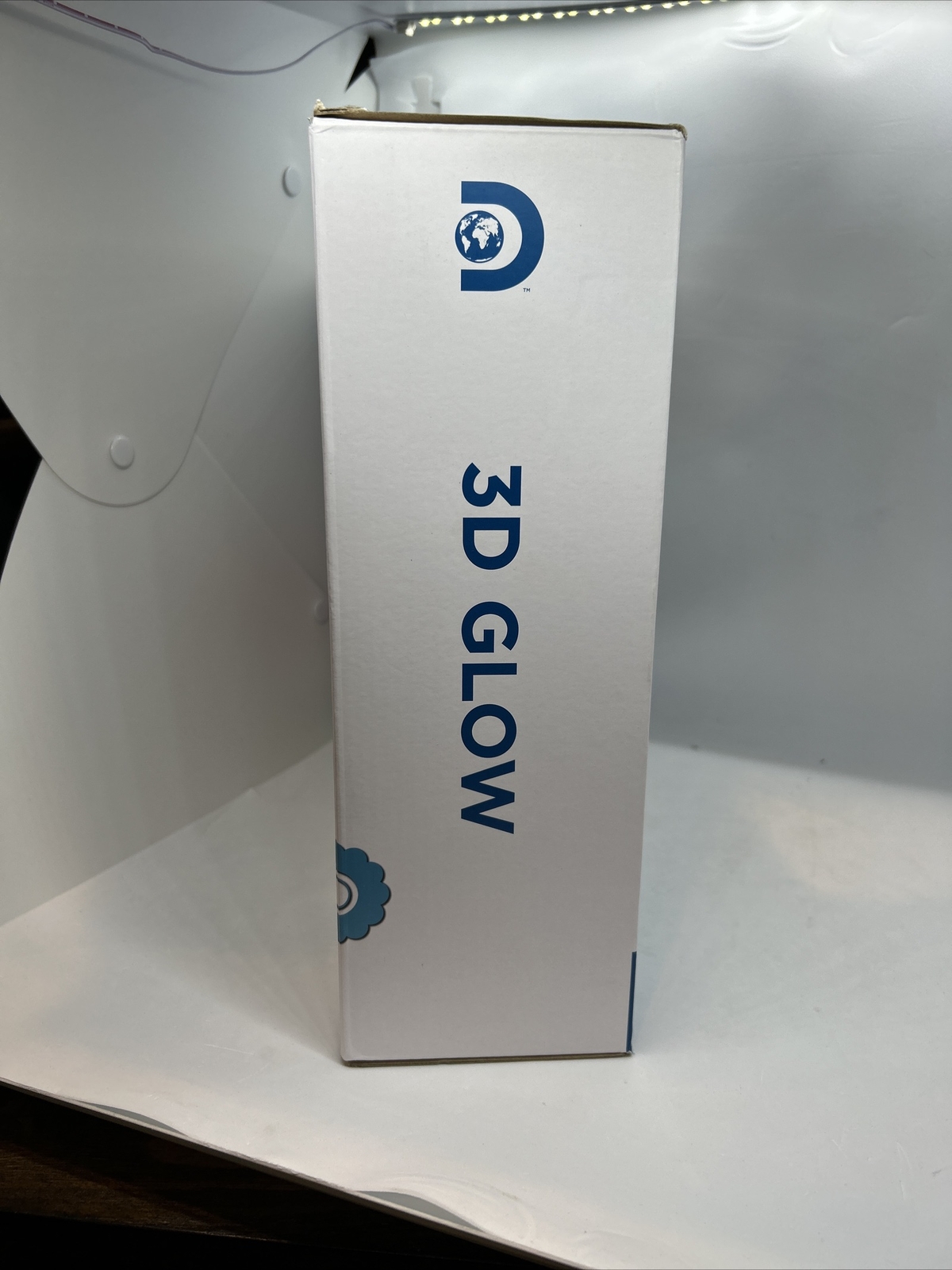 Discovery 3D Glow Spin Art Station Neon Glow Paints Crate 3D Works of