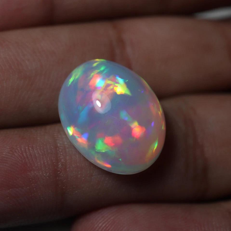 15.4 Cts 19.3x15.6 MM Natural AAA+ Green Red Yellow Fire Ethiopian Opal Oval Cab - Image 4 of 4