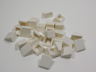 LEGO 30 White 1x1x2/3 Mini Slopes R8