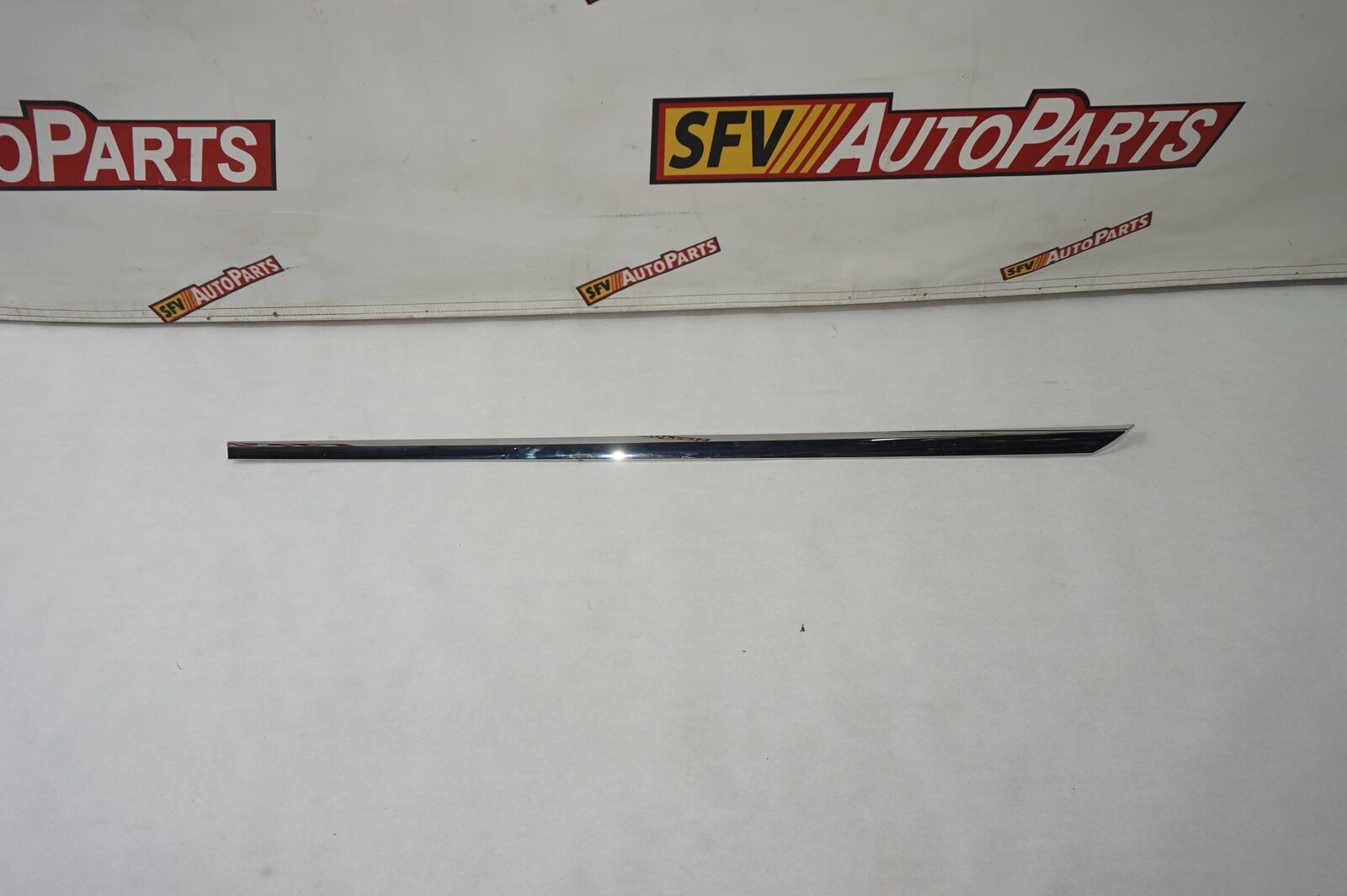BENTLEY GT DOOR CHROME LEFT MOULDING 2012 2013 2014 2015 2016 2017 3W8 853 515