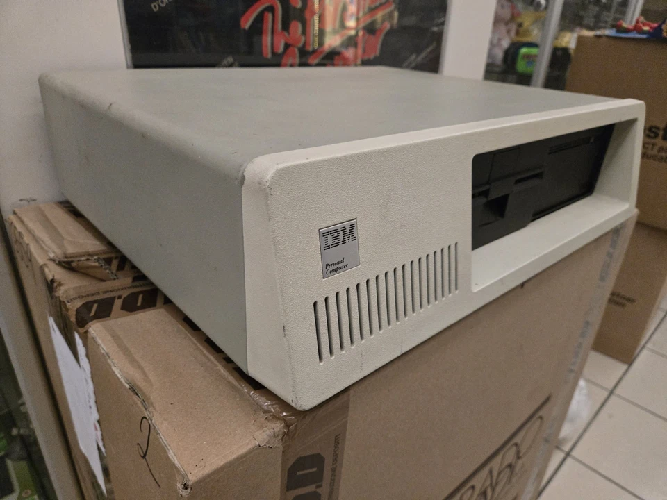 IBM 5150 From 1980's -antique Vintage Pc Personal Computer  For Parts  - Bild 2 von 4