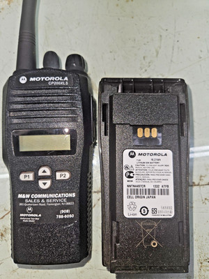 Motorola CP200XL VHF hand held portable radio (AAH50KDF9AA5AN) - PRICE EREDUCED