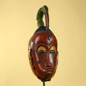 African Mask Hand Carved Wood Tribal Art Vintage Wall Display-G6184