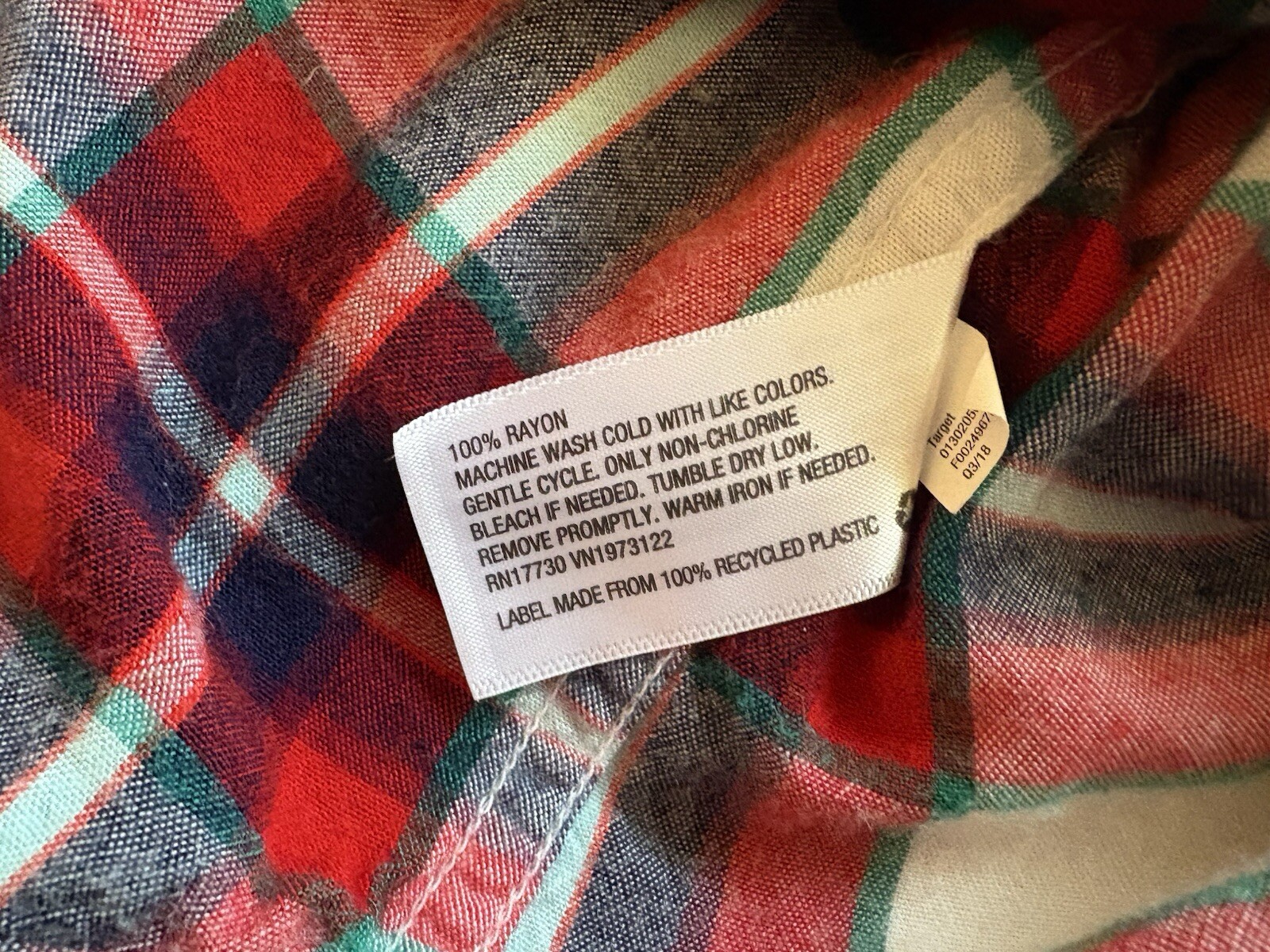 Universal Thread Red Plaid Sz Medium Flannel Shir… - image 7