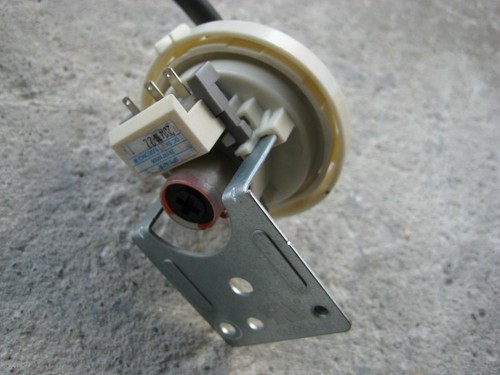 Beko Waschmaschine WM6120W Druckschalter