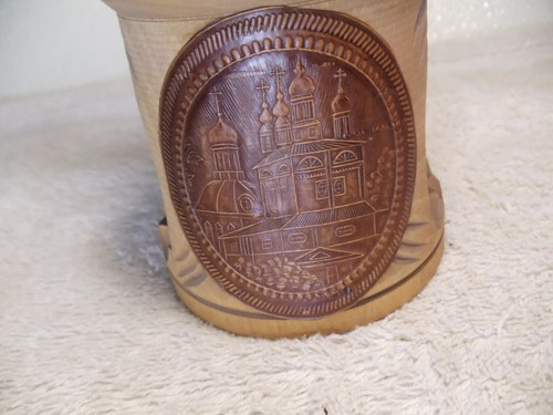 RUSSIAN WOOD CARVING WITH CAST BRASS BELL 8 1/2" HIGH - Picture 6 of 7
