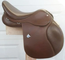17" Bates Elevation DS Lightly Used English Saddle~EASY~CHANGE Gullet~CAIR~CLEAN