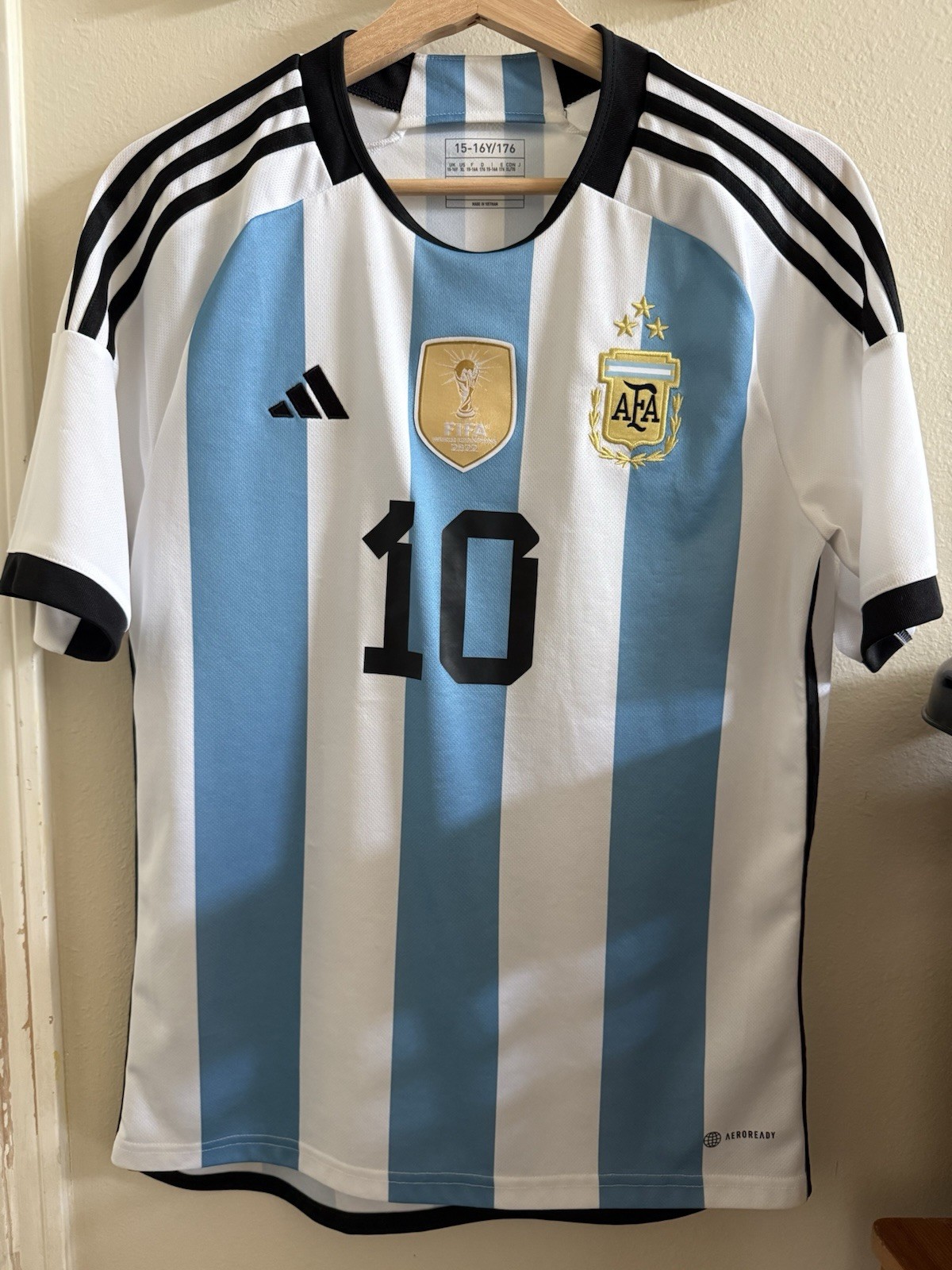 Authentic Argentina Messi World Cup 2022 Kids Youth XL Size Jersey