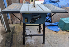 Workzone Extra Wide Table Saw on Stand 45-90 rise fall 10" blade 240v 2000w