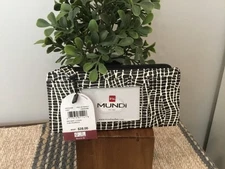 MUNDI Slim Credit Card Holder Wallet Black & White Pattern NEW w/ Tags