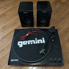 Gemini TT-900BB Turntable w/Bluetooth and Speakers Black/Black