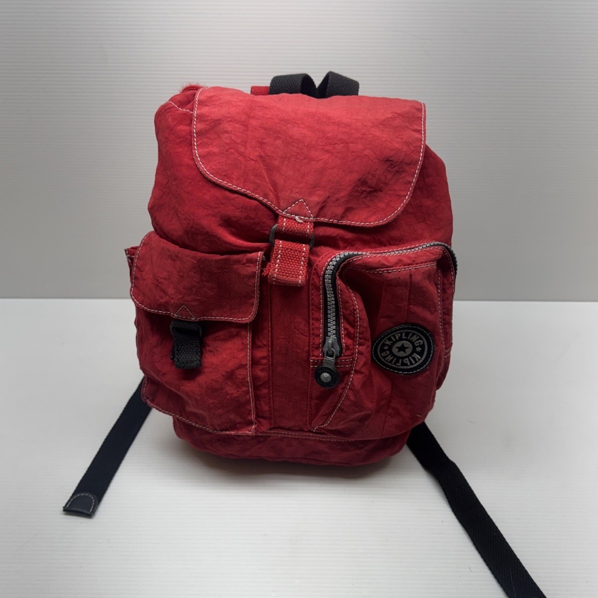 Vintage Kipling Private Transport 90s/ Y2K Red Nylon Backpack Front Flap Buckles Vintage Kipling Red Nylon Backpack Large Flap Buckle  main image 3