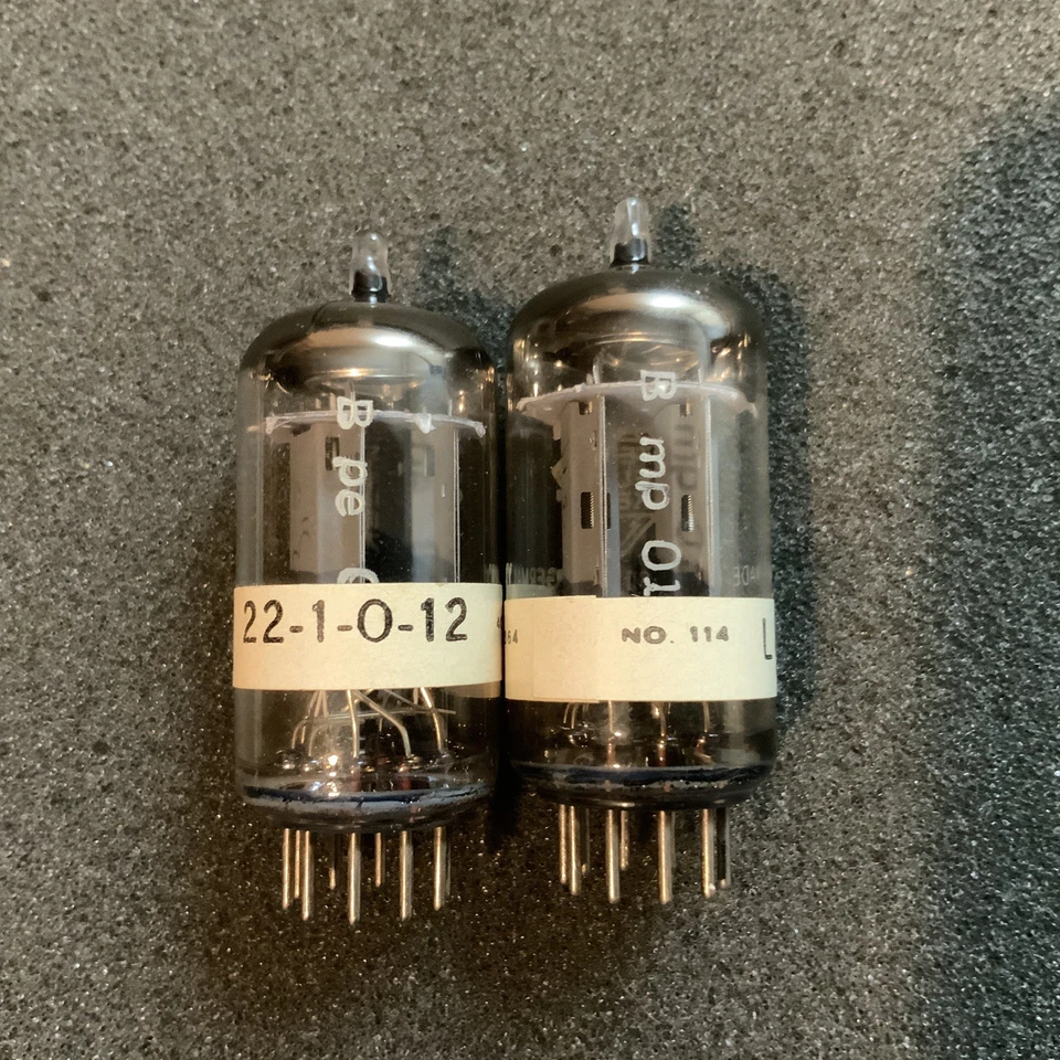 Telefunken 12AX7 ECC83 L&N Tubos Seleccionados Placa Lisa 12ax7a B339 7025 ¡RARO!! Foto 4 de 4