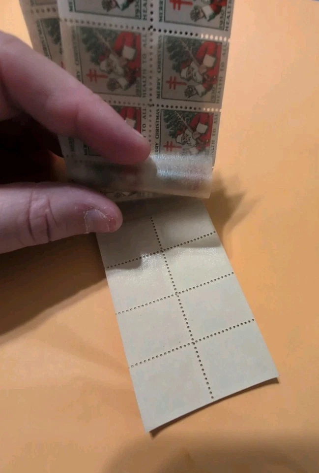 1930 US Christmas TB Seals Entire Booklet Of 200 Stamps Never Touched - Image 4 of 4