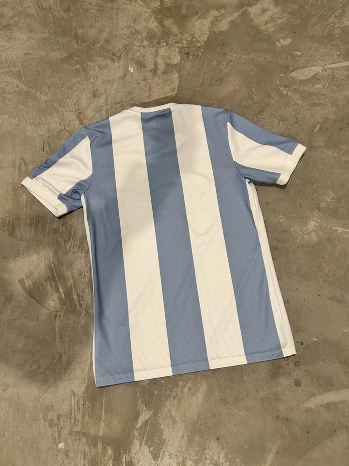 Camiseta de futebol masculina pequena Adidas Argentina - Imagem 2 de 2