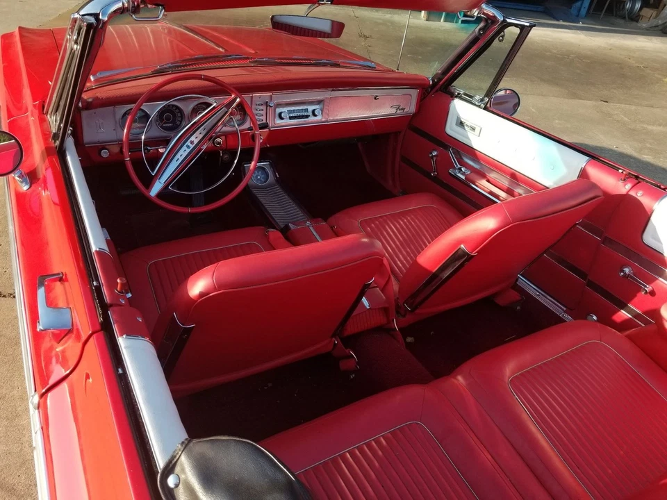 Plymouth Fury 1964 asientos con canastilla Foto 4 de 4