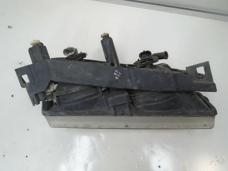 Faro halógeno delantero izquierdo BMW 328i E36 1996-1999 93732700 OEM YD200129 Foto 4 de 4