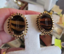 Vintage Florenza Faux Tortoise Shell Gold Tone Clip On Earrings