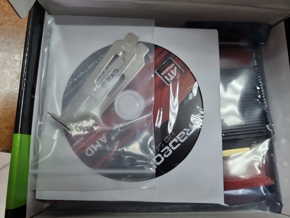 SVGA AMD HD 6450 2GB - Immagine 2 di 3