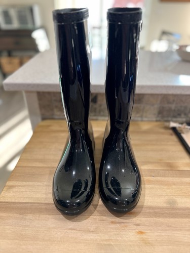 NEW UGG 6 EU 37 Black Shiny Waterproof Welly Rubber Rain Boots - Picture 2 of 6