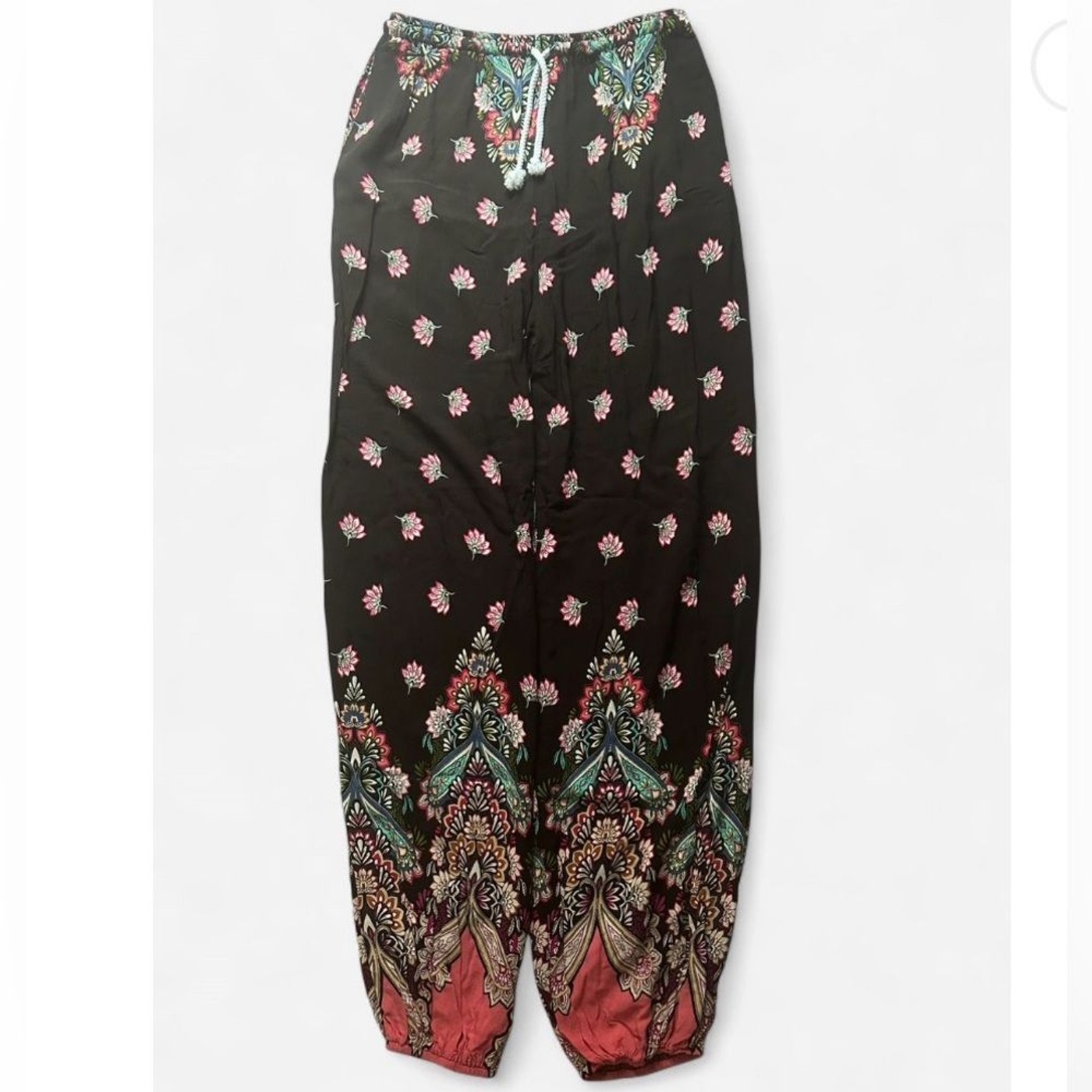 Urban CoCo Harem Beach Vacation Pants in Black/Multi image 5