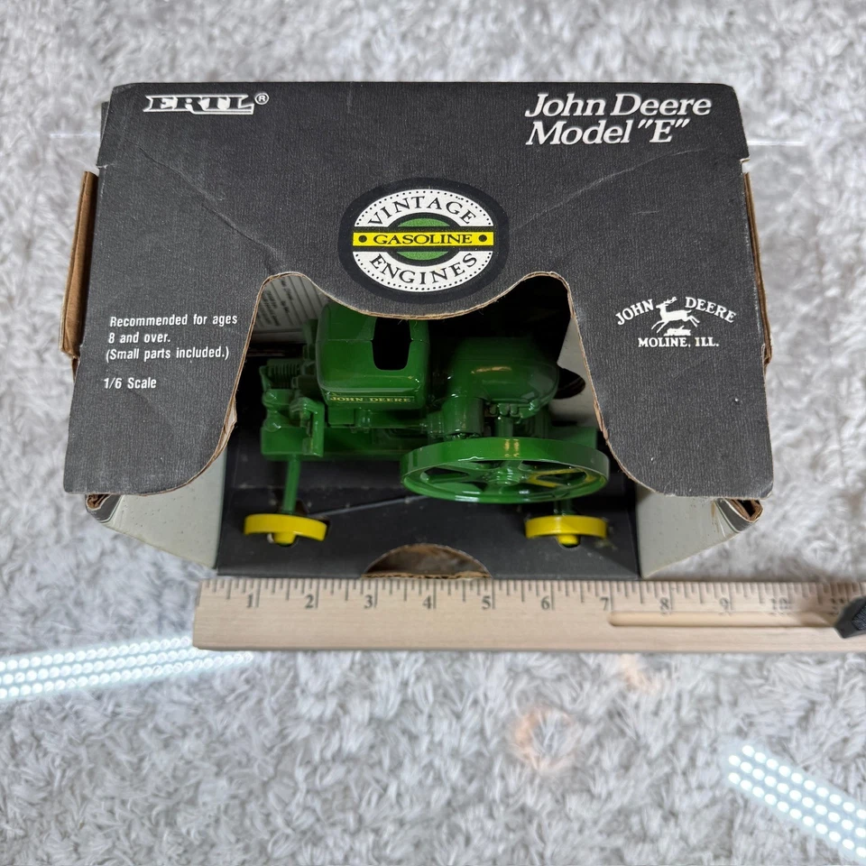 ERTL John Deere Model E Vintage Gasoline Engine Replica 1/6 Scale Die-Cast - Image 2 of 4