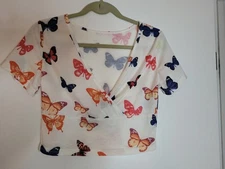 shein butterfly V-neck crop top New