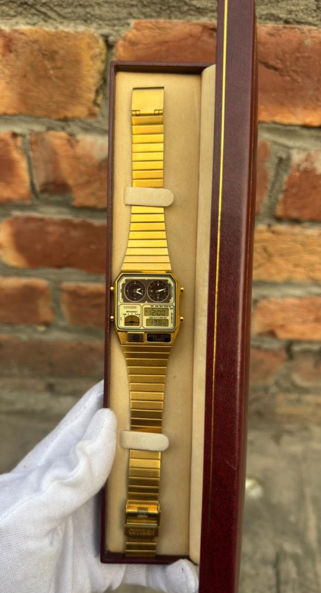 Vintage Chronograph ANA-DIGI TEMP Men's Citizen 8988-001971 Gold Watch Alaram - VintageWatches.PK Vintage Chronograph ANA-DIGI TEMP Men's Citizen 8988-001971 Gold Watch Alaram - vintagewatches.pk