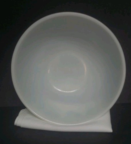 PYREX Amish Butterprint 403 2.5 Qt. Mixing Bowl Turquoise on White - Picture 2 of 9
