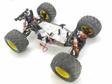 Vintage Duratrax Maximum MT/ST 1909 Stadium Truck Roller Rolling Chassis Used