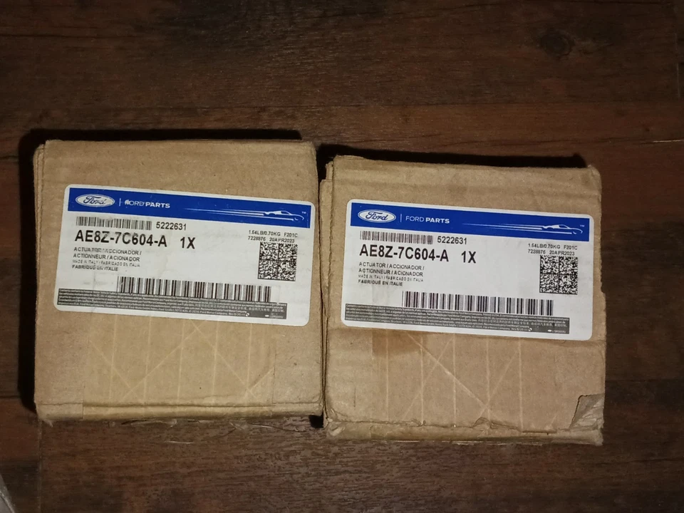 Solenoide de control de transmisión automática Ford Fiesta/Focus Foto 2 de 4