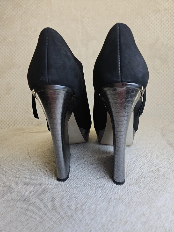 BOUTIQUE 9 Black Elister Booties Suede Platform Silver BlockHeel Sz 9.5 Stunning - Image 4 of 4