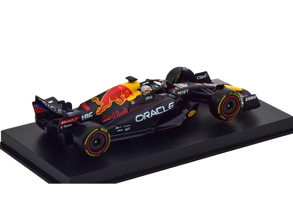Red Bull Racing RB18 Max Verstappen 2022 Champion 1/43 Model with Display Case