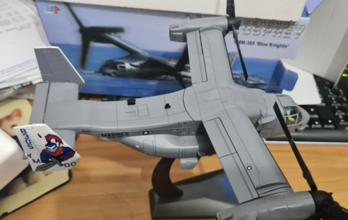 Bell Boeing V-22 Osprey VMM-365' Blau Knights' - 1:72 Die Cast - AF1 Models - Bild 8 von 10