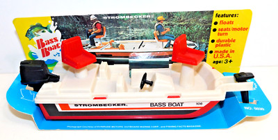 Vintage Rare Strombecker Plastic Bass Boat 5030 Made In USA  MINT ON CARD MIP
