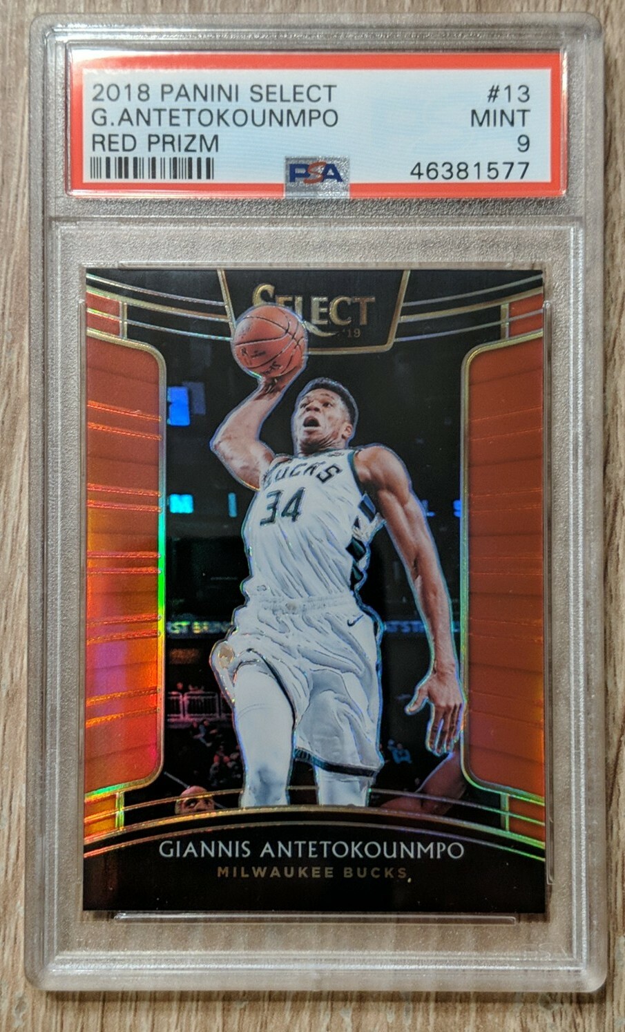 Giannis Antetokounmpo 2018-19 Panini Select #13 Red Prizm 19/199 PSA 9 Mint